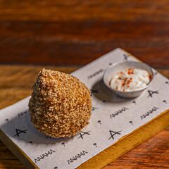 Coxinha de frango com catupiry